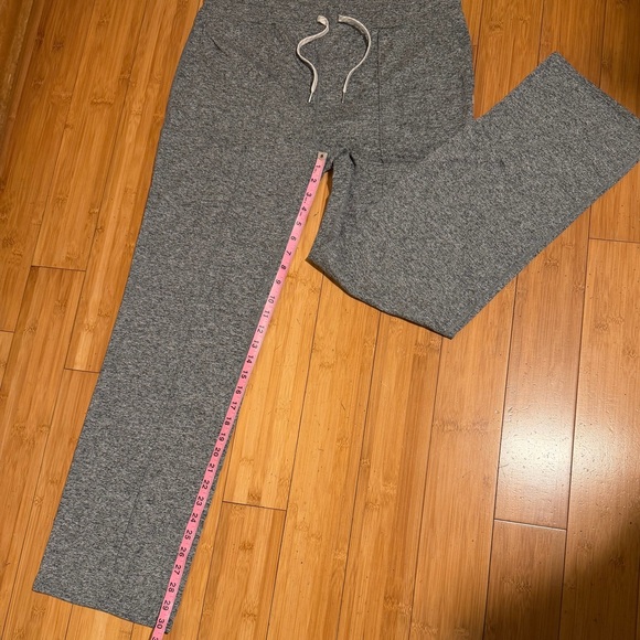 Vuori Halo Wide Leg Flare Pants / Jogger Hearhered Grey Size XXL - Picture 13 of 16